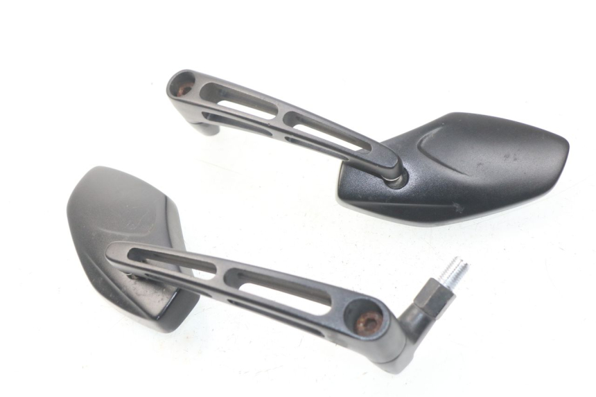 photo de PARA LUSTERKA YAMAHA FZ8 800 (2010 - 2016) - Zoom stanu zużycia