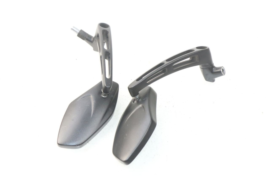 photo de PARA LUSTERKA YAMAHA FZ8 800 (2010 - 2016) - Inny kąt widzenia