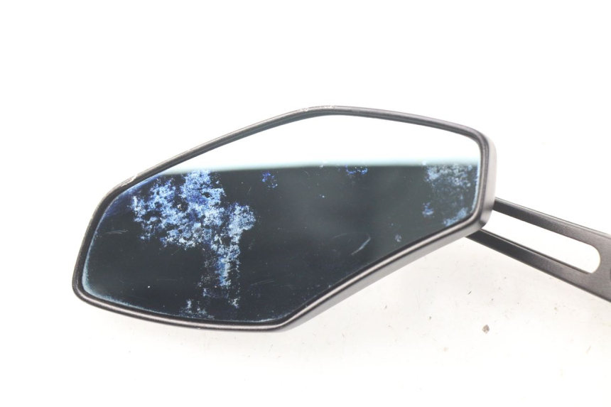 photo de PARA LUSTERKA YAMAHA FZ8 800 (2010 - 2016) - Stan powierzchni