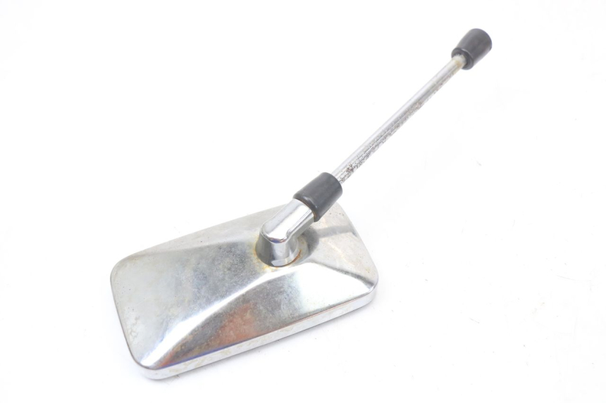 photo de ZESTAW LUSTERKÓW WSTECZNYCH SUZUKI GN 125 (1997 - 2000) - Szczegóły charakterystyczne