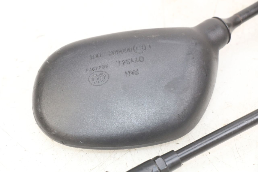 photo de ZESTAW LUSTERKÓW WSTECZNYCH SYM GTS EFI 125 (2012 - 2016) - Zbliżenie techniczne