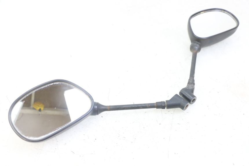 photo de PARA LUSTERKA PEUGEOT KISBEE 4T 50 (2018 - 2022) - Widok główny