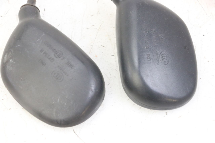 photo de PARA LUSTERKA PEUGEOT KISBEE 4T 50 (2018 - 2022) - Zoom stanu zużycia