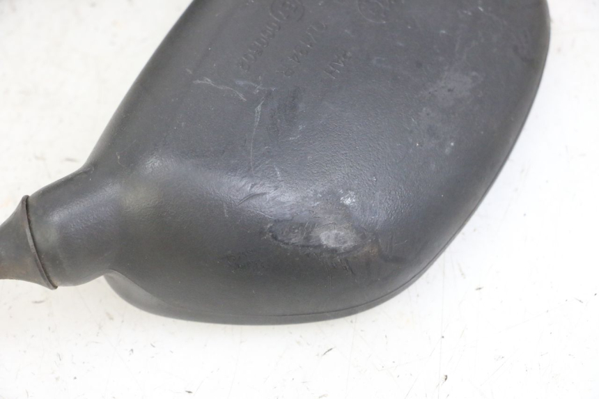 photo de PARA LUSTERKA PEUGEOT KISBEE 4T 50 (2018 - 2022) - Inny kąt widzenia