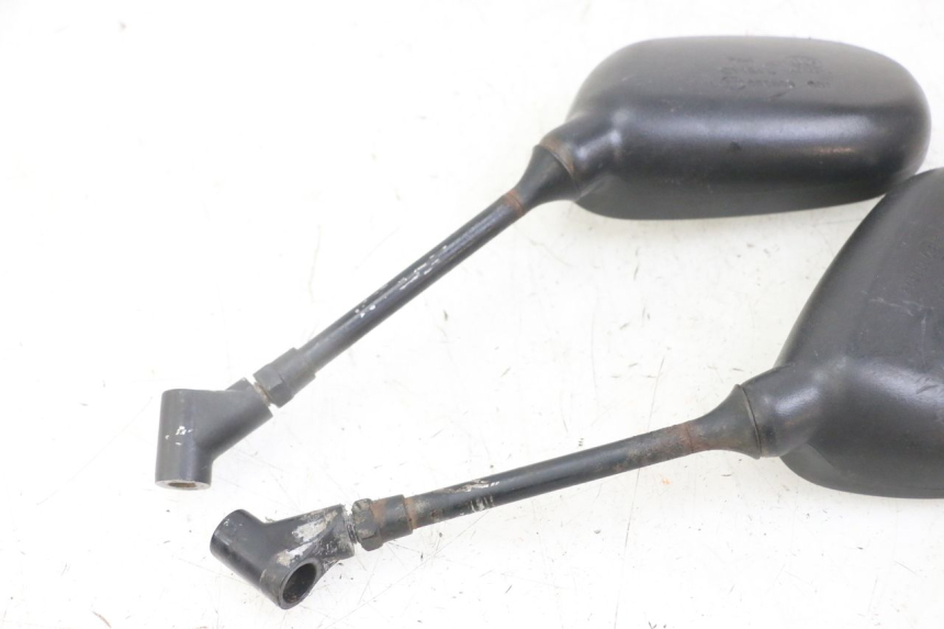 photo de PARA LUSTERKA PEUGEOT KISBEE 4T 50 (2018 - 2022) - Zbliżenie techniczne