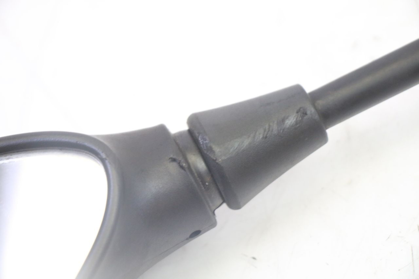 photo de ZESTAW LUSTERKÓW WSTECZNYCH PEUGEOT SATELIS 125 (2013 - 2018) - Zbliżenie techniczne