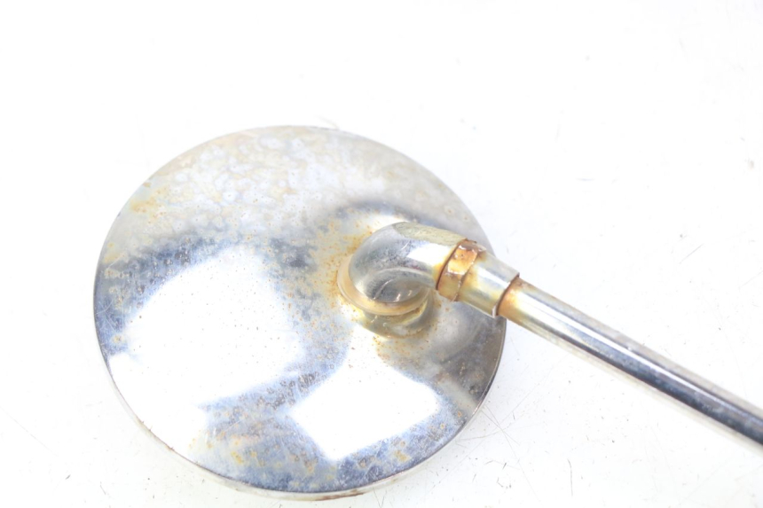 photo de PARA LUSTERKA JM MOTORS SC 4T 50 (2012 - 2017) - Zbliżenie techniczne