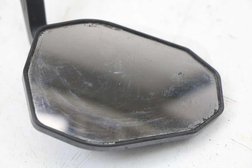 photo de PARA LUSTERKA SUZUKI GSR 750 (2011 - 2017) - Część sprawdzona