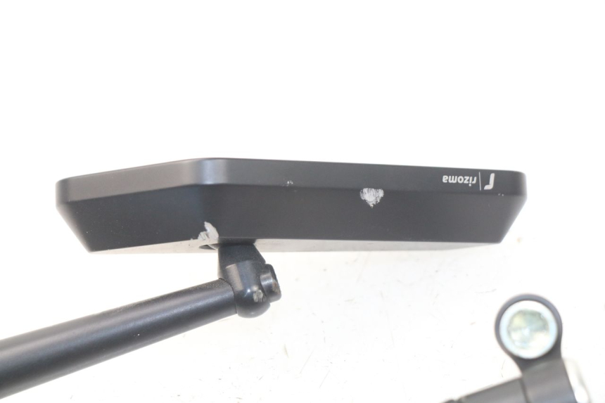 photo de PARA LUSTERKA KAWASAKI Z Z900 900 (2017 - 2019) - Oznaczenia i referencje