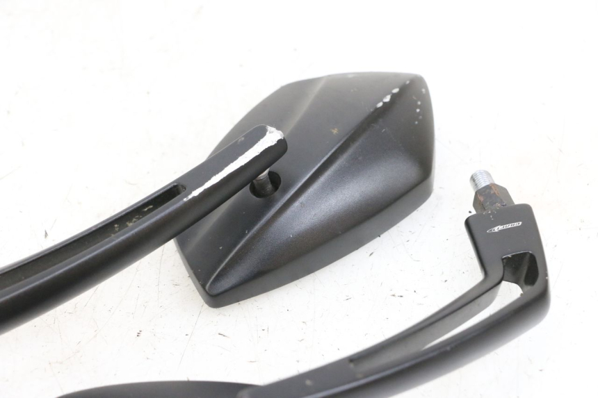 photo de ZESTAW LUSTERKÓW WSTECZNYCH KAWASAKI ZR 7 750 (1999 - 2004) - Widok ogólny