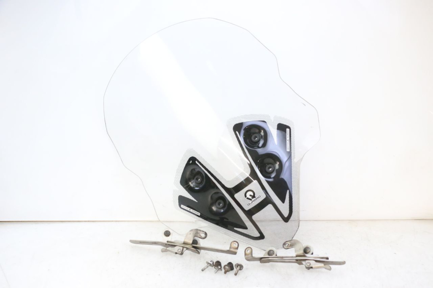 photo de SZYBA PRZEDNIA QUADRO 4 4D 350 (2015 - 2018) - Widok główny