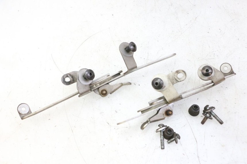 photo de SZYBA PRZEDNIA QUADRO 4 4D 350 (2015 - 2018) - Oznaczenia i referencje