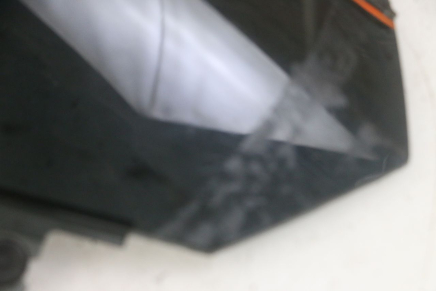 photo de SZYBA PRZEDNIA BMW S RR ABS S1000RR 1000 (2015 - 2018) - Zbliżenie komponentów