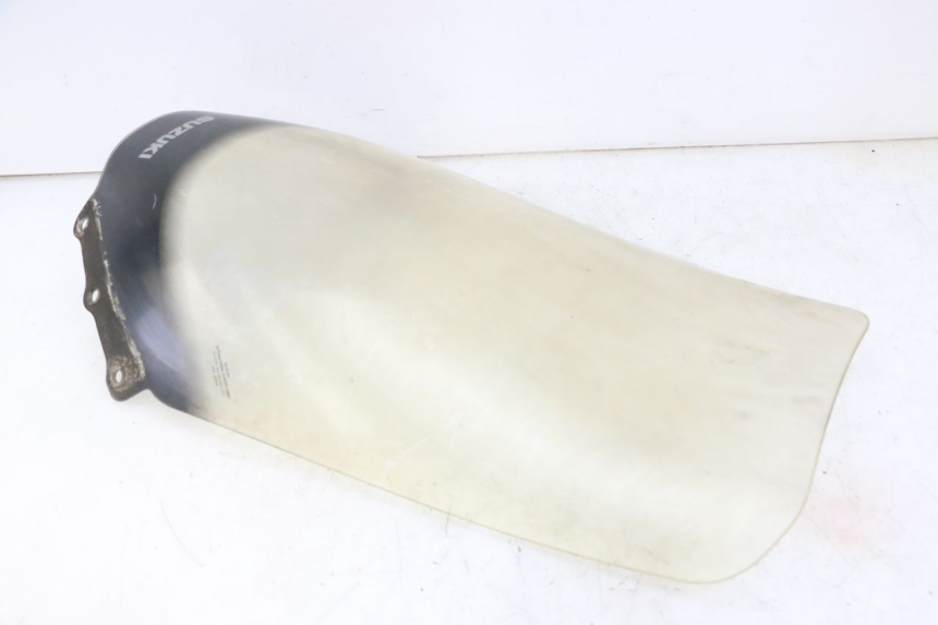 photo de SZYBA PRZEDNIA SUZUKI BURGMAN 125 (2007 - 2014) - Zbliżenie komponentów