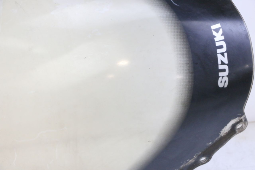 photo de SZYBA PRZEDNIA SUZUKI BURGMAN 125 (2007 - 2014) - Alternatywny kąt