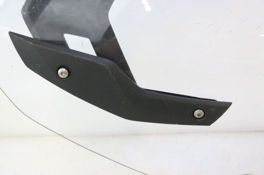 photo de SZYBA PRZEDNIA BMW C SPORT 650 (2015 - 2021) - Struktura - zbliżenie