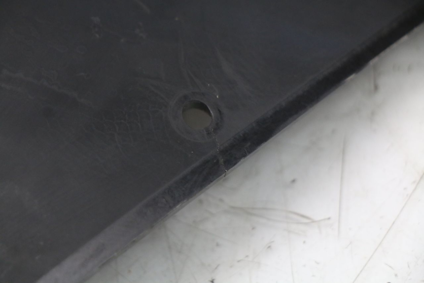 photo de SZYBA PRZEDNIA BMW C1 125 (2000 - 2003) - Zoom stanu zużycia