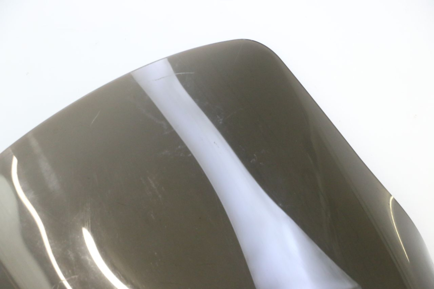 photo de SZYBA PRZEDNIA PEUGEOT CITYSTAR 50 (2013 - 2017) - Zbliżenie komponentów