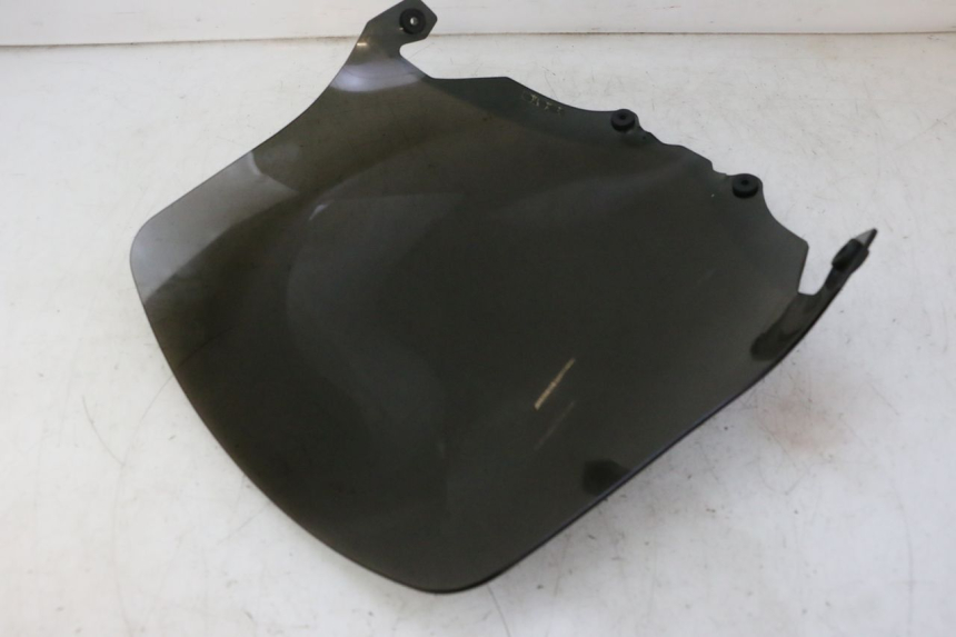 photo de SZYBA PRZEDNIA PEUGEOT CITYSTAR 50 (2013 - 2017) - Zoom stanu zużycia