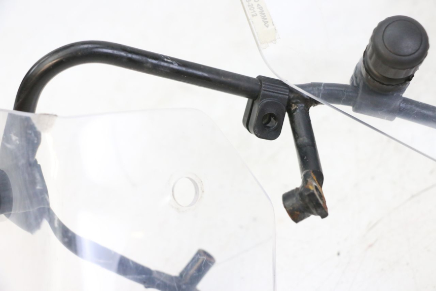 photo de SZYBA PRZEDNIA PEUGEOT E-VIVACITY 1 (2012 - 2018) - Zbliżenie techniczne