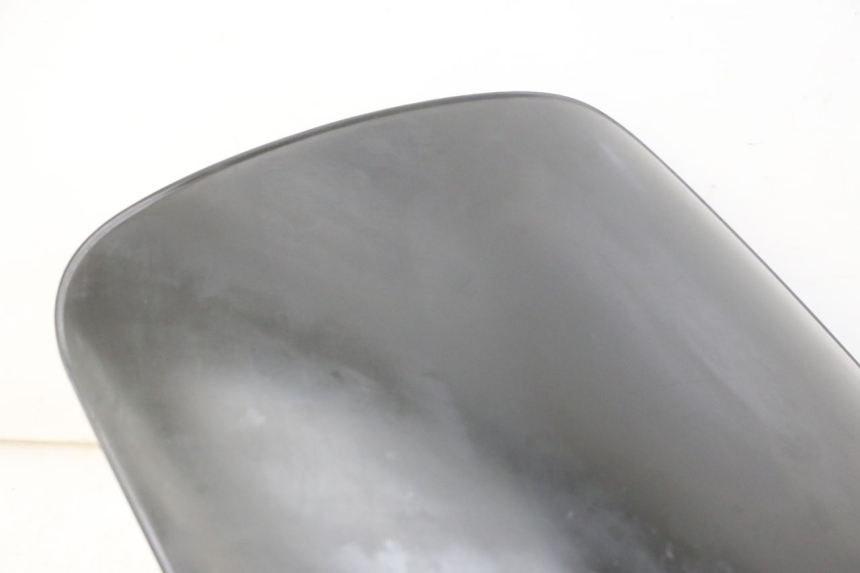 photo de SZYBA PRZEDNIA PEUGEOT ELYSTAR 50 (2002 - 2014) - Struktura - zbliżenie