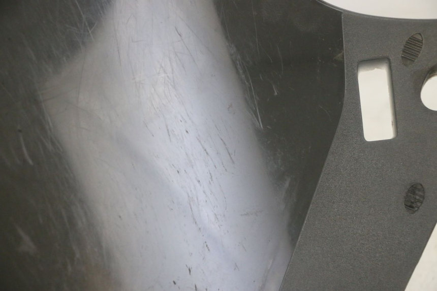 photo de SZYBA PRZEDNIA PEUGEOT ELYSTAR 50 (2002 - 2014) - Stan powierzchni