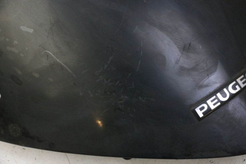 photo de SZYBA PRZEDNIA PEUGEOT ELYSTAR 50 (2002 - 2014) - Szczegóły charakterystyczne