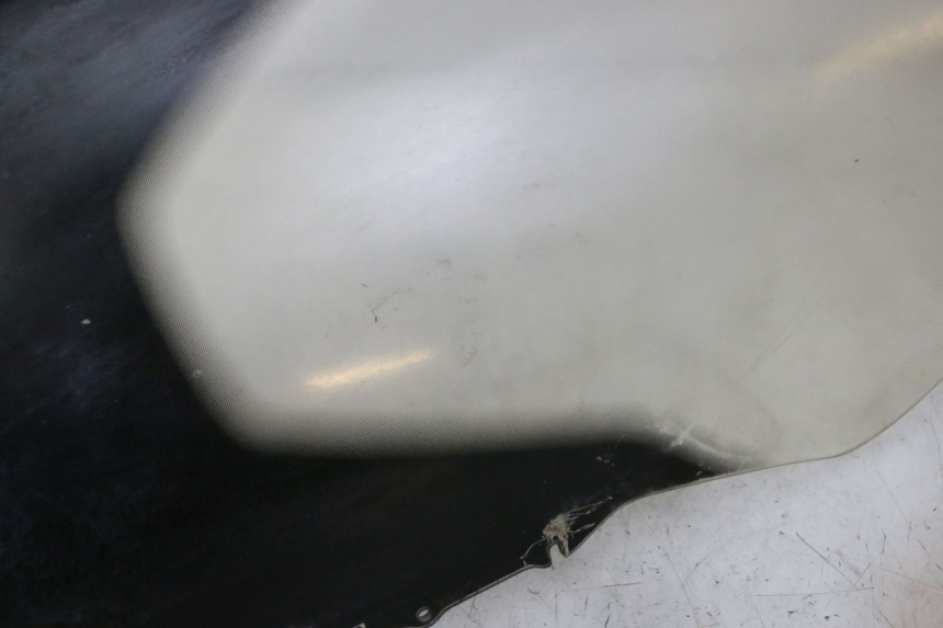 photo de SZYBA PRZEDNIA HONDA FES S-WING SWING ABS 125 (2007 - 2015) - Widok z bliska