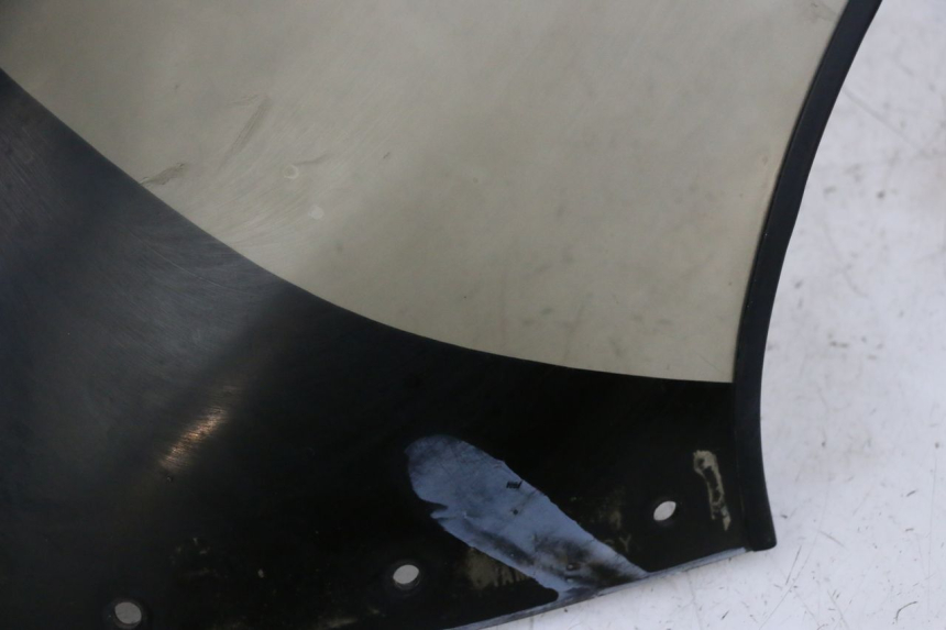 photo de SZYBA PRZEDNIA YAMAHA FJ 36Y 1100 (1984 - 1985) - Zbliżenie techniczne