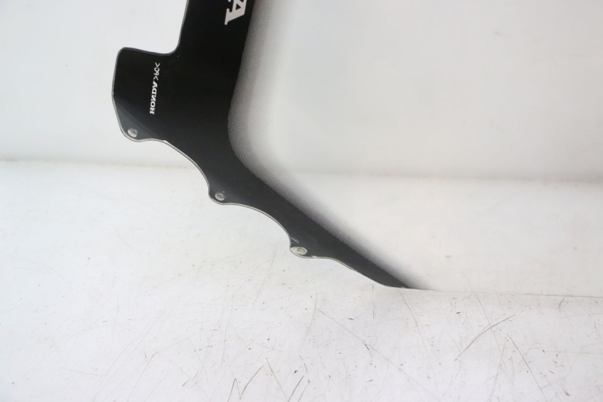 photo de SZYBA PRZEDNIA HONDA FJS SILVER WING SILVERWING 400 (2005 - 2008) - Alternatywny kąt