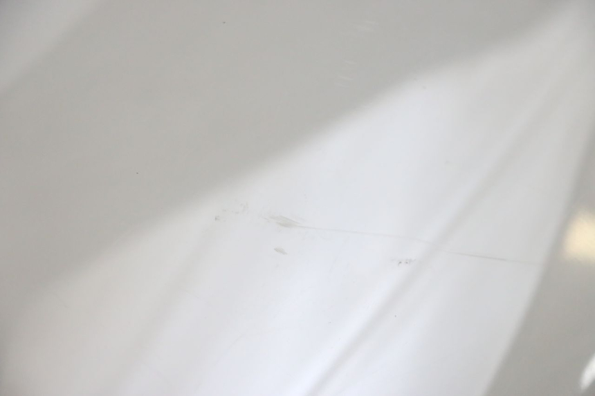 photo de SZYBA PRZEDNIA PEUGEOT GEOPOLIS RS 125 (2007 - 2009) - Zbliżenie techniczne