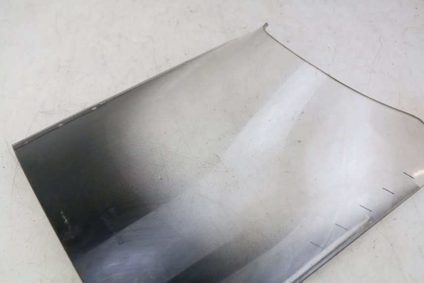 photo de SZYBA PRZEDNIA SUZUKI GSX-F GSX  F 1100 (1988 - 1994) - Szczegół części