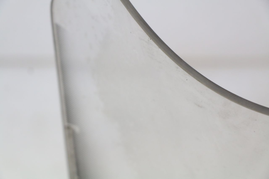 photo de SZYBA PRZEDNIA SUZUKI GSX-F GSX  F 1100 (1988 - 1994) - Zbliżenie techniczne