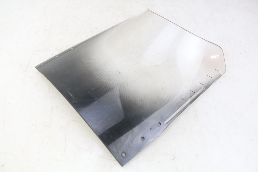 photo de SZYBA PRZEDNIA SUZUKI GSX-F GSX  F 1100 (1988 - 1994) - Oznaczenia i referencje