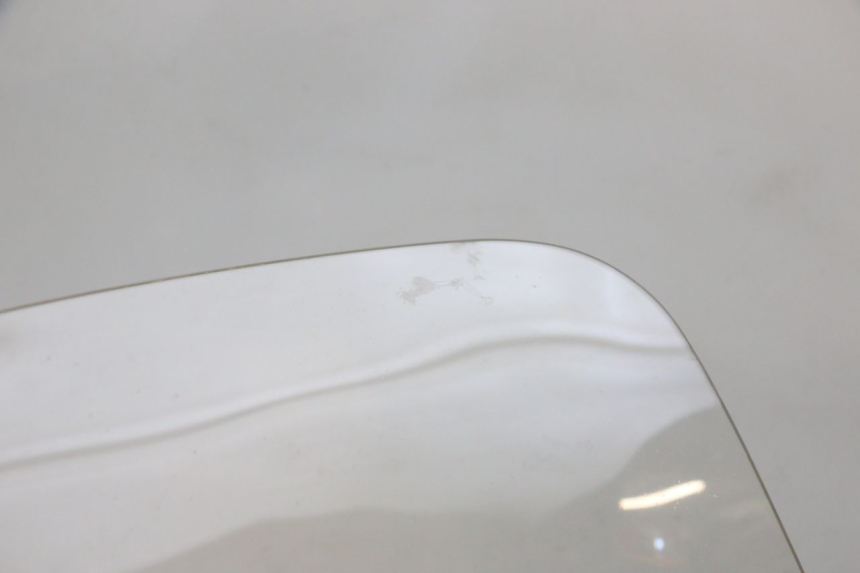 photo de SZYBA PRZEDNIA HONDA FORZA 125 (2021 - 2025) - Punkty mocowania