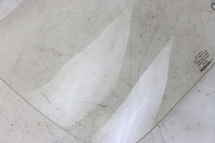 photo de SZYBA PRZEDNIA HONDA FORZA 125 (2021 - 2025) - Oznaczenia i referencje