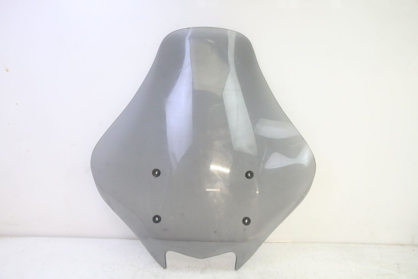 photo de SZYBA PRZEDNIA PIAGGIO MP3 HPE 350 (2018 - 2020) - Szczegół części