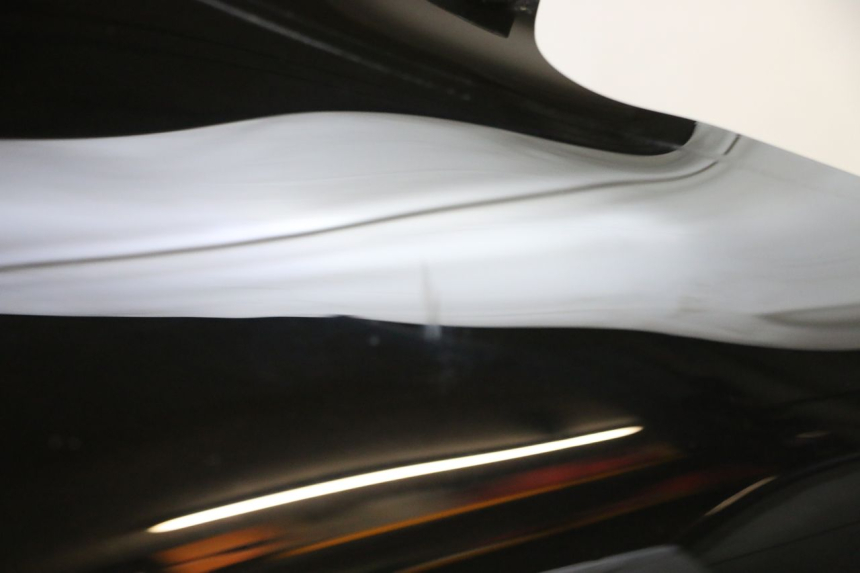 photo de SZYBA PRZEDNIA PIAGGIO MP3 HPE 300 (2019 - 2026) - Inny kąt widzenia