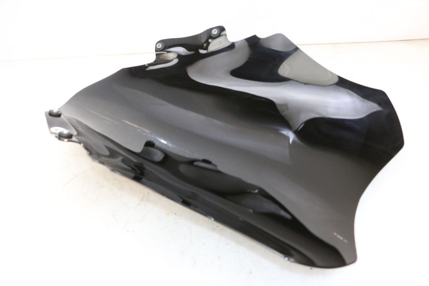 photo de SZYBA PRZEDNIA PIAGGIO MP3 HPE 300 (2019 - 2026) - Oznaczenia i referencje