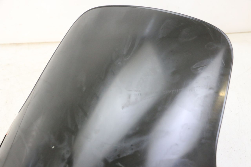 photo de SZYBA PRZEDNIA PEUGEOT ELYSTAR 50 (2002 - 2014) - Szczegół części