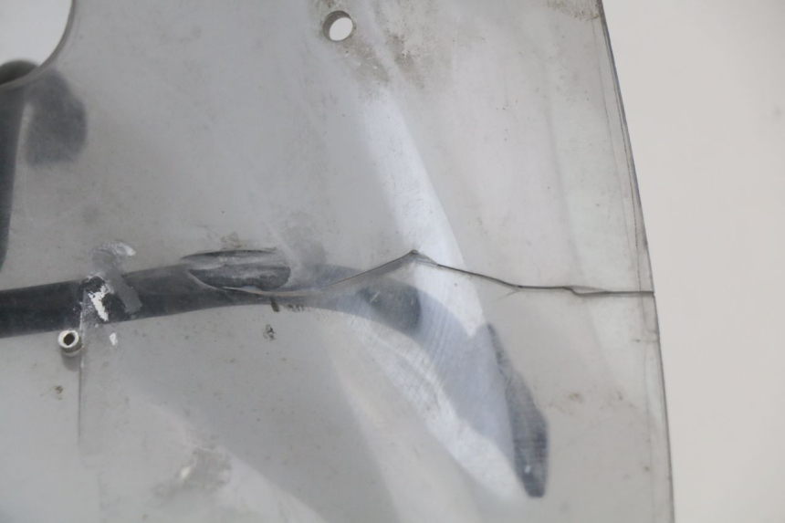 photo de SZYBA PRZEDNIA PEUGEOT LUDIX 50 (2005 - 2007) - Inny kąt widzenia