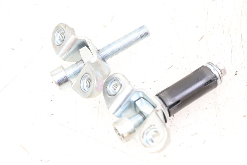 photo de SZYBA PRZEDNIA PIAGGIO NRG POWER PUREJET 50 (2018 - 2021) - Szczegóły charakterystyczne