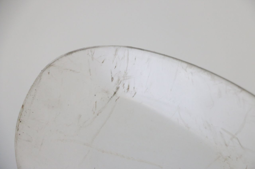 photo de SZYBA PRZEDNIA PIAGGIO VESPA LX IE 125 (2010 - 2012) - Zbliżenie techniczne