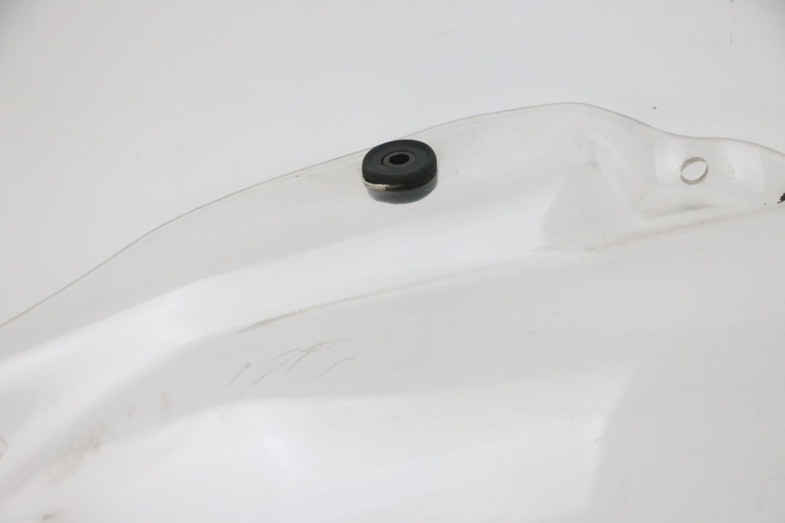 photo de SZYBA PRZEDNIA PEUGEOT SATELIS COMPRESSOR K15 125 (2006 - 2009) - Widok z bliska