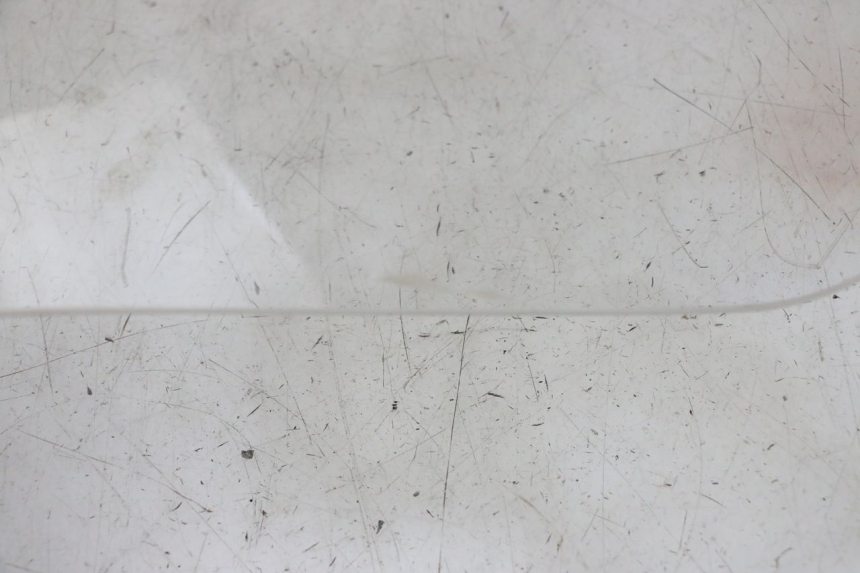 photo de SZYBA PRZEDNIA PEUGEOT SATELIS COMPRESSOR K15 125 (2006 - 2009) - Inny kąt widzenia