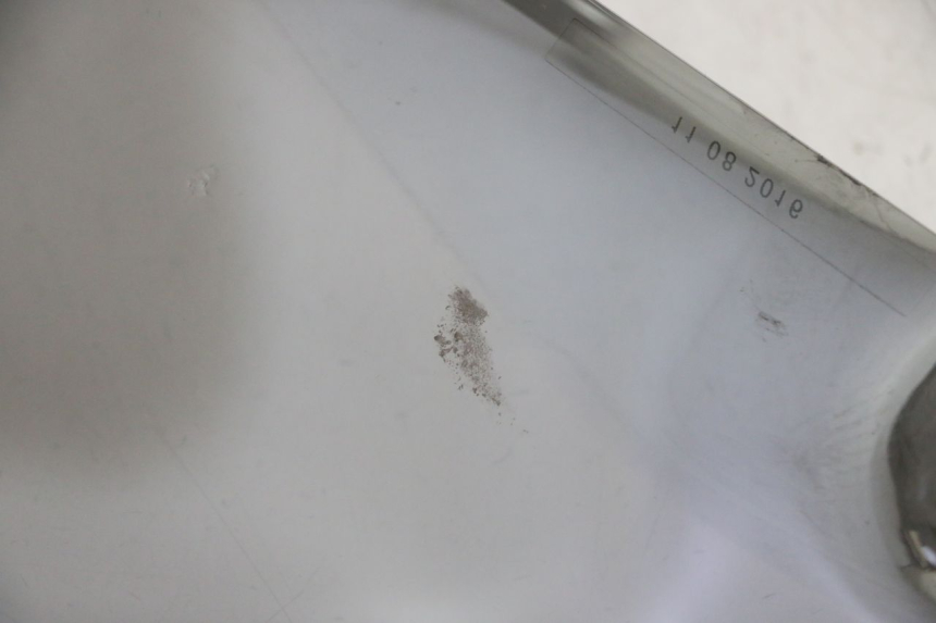 photo de SZYBA PRZEDNIA PEUGEOT SATELIS 125 (2013 - 2018) - Stan powierzchni