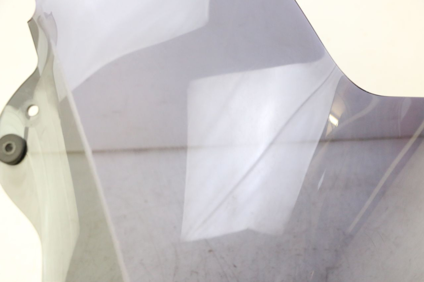 photo de SZYBA PRZEDNIA PEUGEOT SATELIS 125 (2013 - 2018) - Inny kąt widzenia