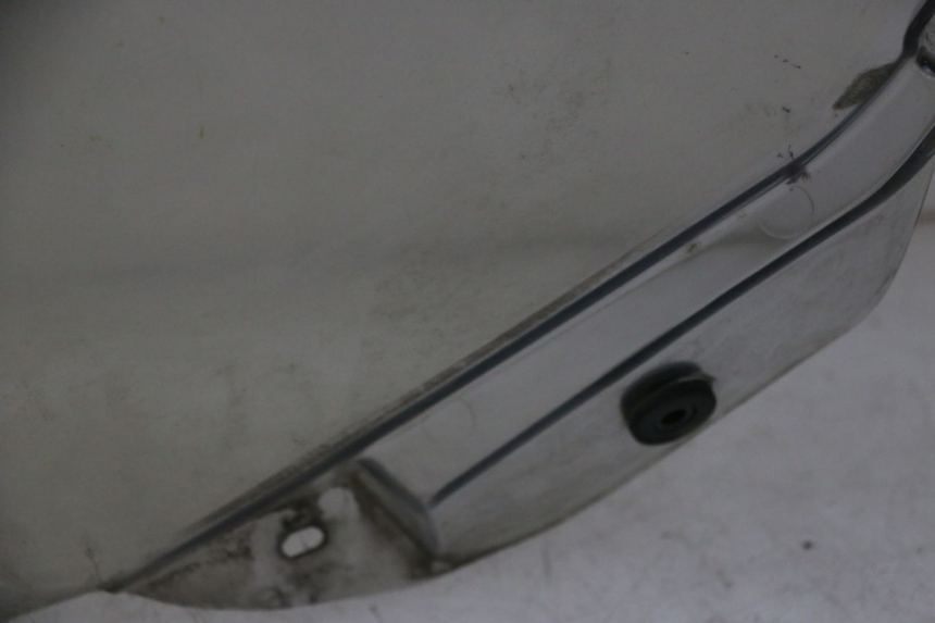 photo de SZYBA PRZEDNIA PEUGEOT SATELIS 125 (2006 - 2009) - Kontrola wizualna