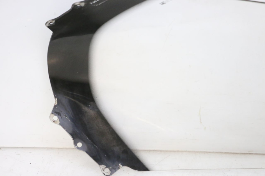 photo de SZYBA PRZEDNIA SUZUKI BURGMAN 125 (2015 - 2017) - Zoom stanu zużycia