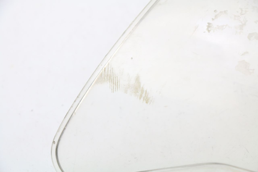 photo de SZYBA PRZEDNIA SUZUKI SV S ABS 650 (2003 - 2009) - Zbliżenie techniczne